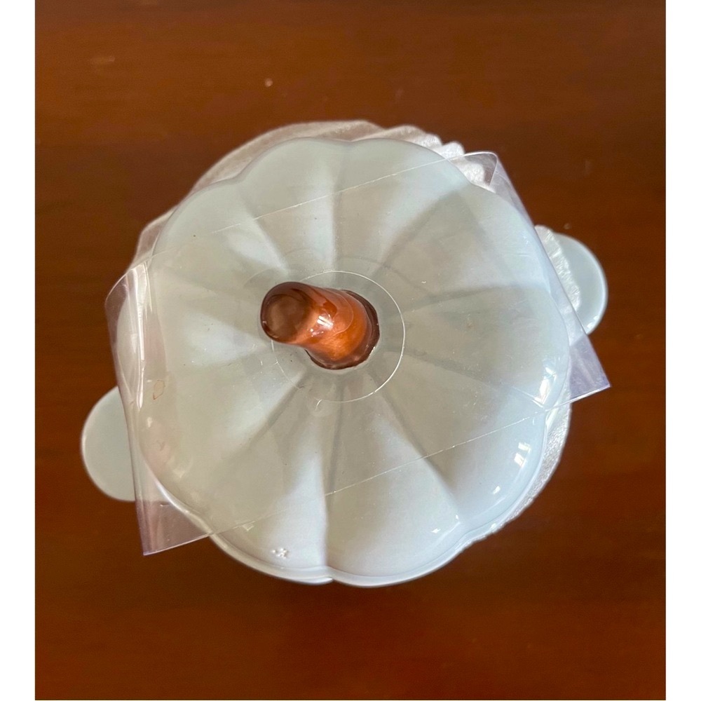💙Light Baby Blue Festive Fall Thanksgiving Pumpkin Ceramic Casserole Cocotte💙 - Picture 6 of 8